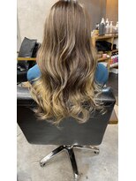 モイ(moy)&nbsp;脱白髪染め/白髪ぼかし/ハイライト/グラデーションカラー/浅草