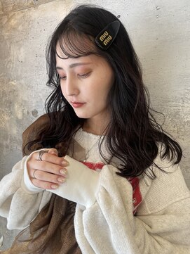 フー(fue’) 強めの巻きとうぶバング