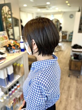 イト リトルヘアガーデン(ito. little hair garden) ショートボブ×オリーブベージュ
