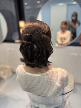 ワンス バイ エメ(ONCE by am'e) カチモリハーフアップ