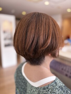 アドラーブル はなみずき店(adorable) 艶感ショートボブ30代40代前髪あり小顔ひし形夏カラー秋カラー