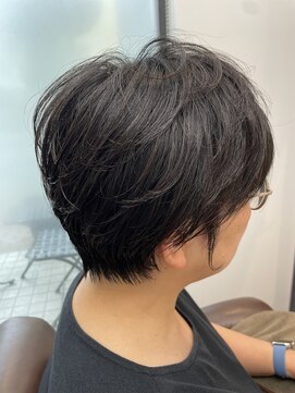 コモド(Comodo) 大人かわいいショート！　簡単スタイリング