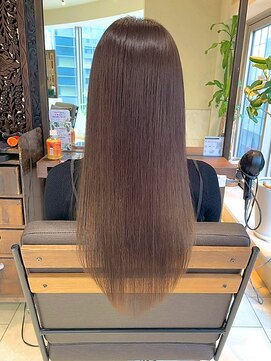 ヘアリゾート粋 ティガ 池袋店(tiga) 艶髪ロング/ミルクティーベージュ/ストレート/髪質改善