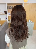 ニュウニュウムーン(NIUNIU moon)&nbsp;ゆるっとラフな質感が可愛いロングパーマ☆彡