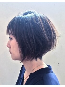 ハグ ニシコヤマ アトリエ(hug nishikoyama atelier) 大人かわいいショートボブ前下がりショートイメチェン美髪小顔