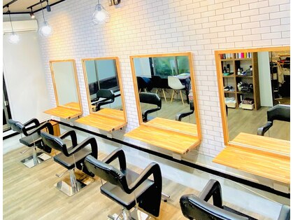 ココデカラー 新潟駅前店(COCO de COLOR)の写真