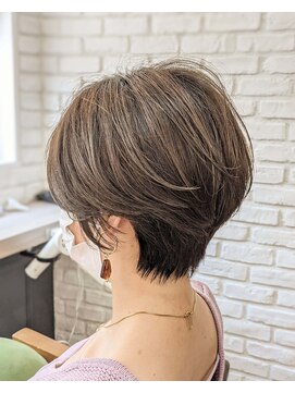 ニューモヘアー 立川(Pneumo hair) ハイライトショート