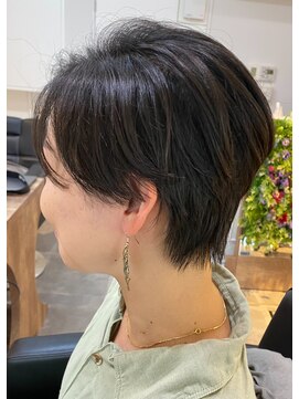 サロン 紫花  お手入れ楽ちん×ハンサムショート