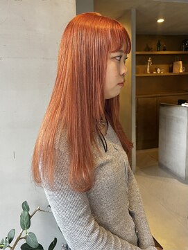 ヘアー アイス ルーチェ(HAIR ICI LUCE) オレンジカラーオレンジベージュロングレイヤー/中西
