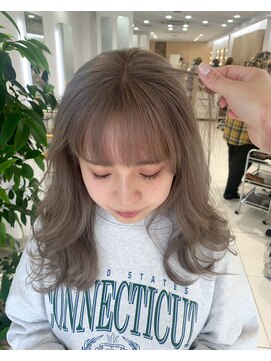 ヴァンカウンシル 金山(VANCOUNCIL kanayama) 透明感ミルクティーグレージュ