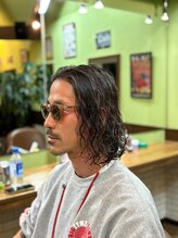 ワイズヘアースタジオ(y'z hair studio)