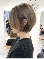 ハイライトバレイヤージュダブルカラーショートカット30代40代