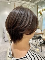 ゼストララ(ZEST Lara)&nbsp;【YUICHI】サイド切り込みショート【吉祥寺】