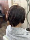 ショートボブ