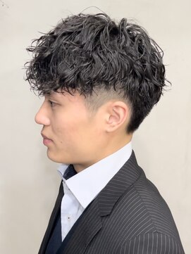 トリコ(ToricO) 波打ちパーマ/ツイストスパイラル/刈り上げショート