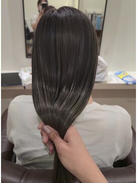 インビテーション(invitation) グレージュ