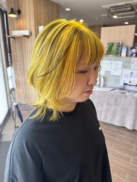レイビューティー 浜町中央橋店(RAY+beauty) イエロー×ブラックローライト