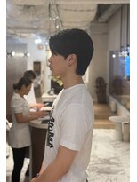 ウノプリールヴァモス(unopulir Vamos)&nbsp;襟足ありセンターパートナチュラル