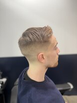リバティシェアバーバー 銀座(LIBERTY SHARE BARBER) 7:3ハイフェードパートスタイル