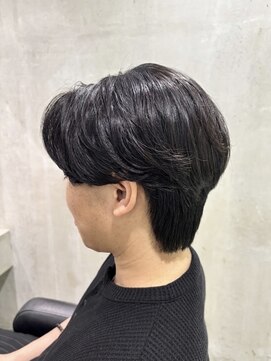 ビブ(VIV) 《骨格補正》ニュアンスパーマ×刈り上げないセンターパート