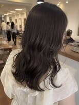 イーズ(e's)&nbsp;riko｜夏に暗くしたくなったらショコラグレージュ