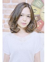 メイズ(MAZE) ダーク系外国人風カラー☆ハイライト×イノセントプラチナ