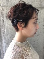 ウィーク 梅田(UiiC)&nbsp;ショートでも◎カーリーなアレンジスタイル【uiic rira style】