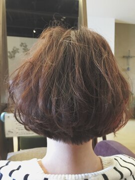 ビス(biss) ふんわりボブスタイル