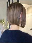 ナチュラルハイライト 前下がりミニボブ ショコラベージュ