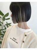 インナーカラー ホワイトグレーベージュ ボブ 表参道