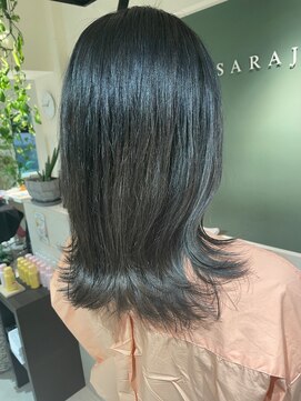 サラジュ 梅田店(SARAJU) saraju ヒラノ　オリーブアッシュ