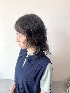 ソソ(soso) soso ウルフレイヤー×パーマ