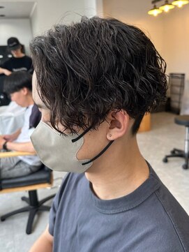 フゥ 宇都宮(FeU) 波巻きパーマツイストスパイラルパーマメンズマッシュパーマ