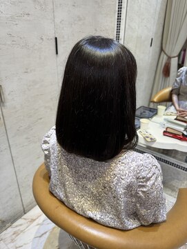 ロンドローズ 名古屋(Lond damaskRose) ブリーチ 学割 オリーブベージュ レイヤーカット リタッチ 890