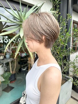 モノクロ(MONOCHRO) 20代/30代/40代/コンパクト/くびれ/ショート/長崎市美容室/矢上