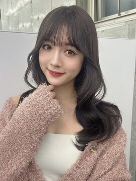 エヌアイ オモテサンドウ(ni omotesando) ☆ガーリーヘア くびれ巻き お顔まわりカット☆