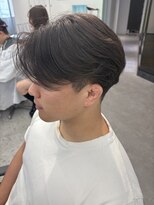 ユーフォリア 渋谷グランデ(Euphoria SHIBUYA GRANDE) メンズ毛流れカット センターパート 似合わせカット Syuri