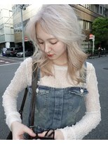 レコ 渋谷(LECO)&nbsp;ホワイトブロンドレイヤーミディアムケアブリーチハイトーン