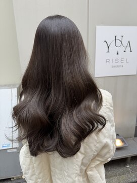 『ブリーチなし』オリーブグレージュのロングヘア