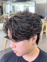 フィフス トウキョウ (fifth TOKYO)&nbsp;渋谷フェザーパーマメンズマッシュウルフセンターパートカット