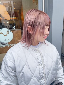 チックタック エアライン(TICK-TOCK Airline) 【TICK-TOCK】ハイトーンボブ×ピンクベージュ