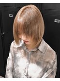 ホワイトミルクティーベージュ／ベージュカラー／ハイトーン