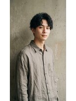 レブラン 堺(r'eblanc)&nbsp;センター分け　スッキリヘア　ゆるめパーマ
