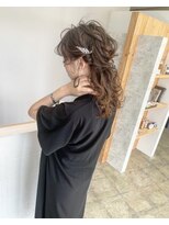 ニド(2do)&nbsp;ダウンハーフアップアレンジ