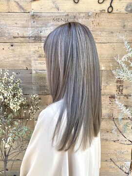 キー ヘアーアンドビューティーサロン(Kii hair&beauty salon) ハイトーンレイヤー