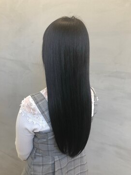 ジーナ 船橋(Zina) オトナ女子ツヤ髪アッシュカラーふんわりミディシースルーバング