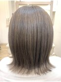 赤み消しグレージュ/イルミナカラー/切りっぱなしボブ/福原遼華