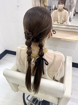 プティクローシェ バイ クオーレ(petite cloche by CUORE) タイトツイン編みおろし　お呼ばれヘア結婚式ヘア