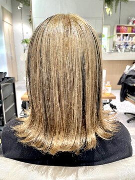 ゼストララ(ZEST Lara) 【YUICHI】艶髪ベージュ×ローライト!【吉祥寺】