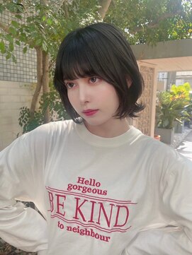 ドットハリス(.Hallis) 顔周りカット/レイヤーカット/ウルフカット/髪質改善